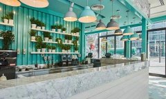 整个店面吐露的空气就好像已经的回忆中